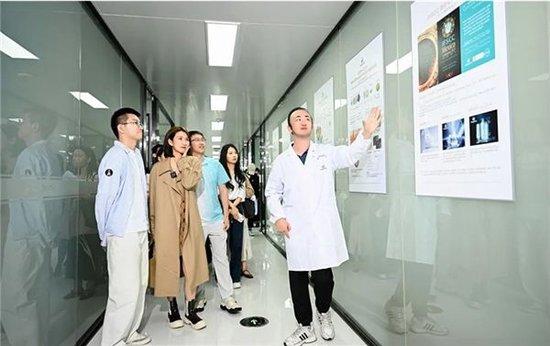 探尋素顏美科研肌密，麥吉麗2023年IFSCC國(guó)際學(xué)術(shù)研享日?qǐng)A滿舉行